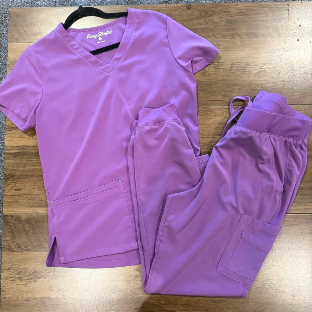 Easy Stretch Women's Purple Scrub Set